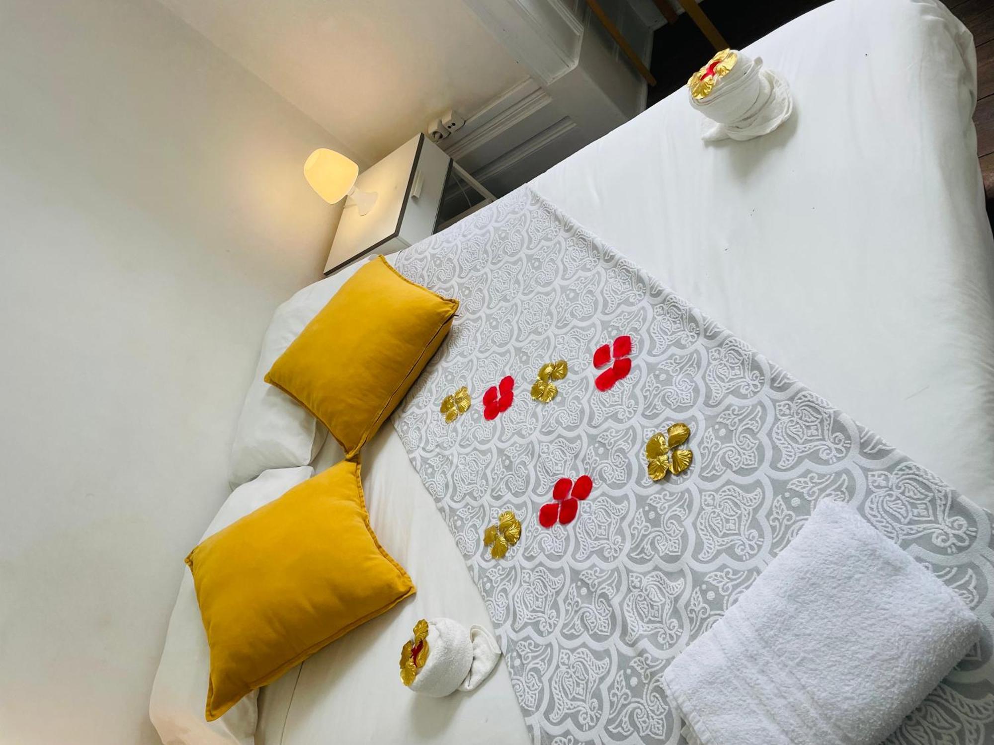 Ww Hostel & Suites Coimbra Exterior foto